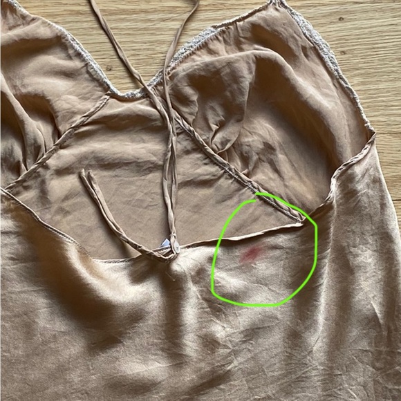 Vivian Ramsay 100% Silk Gold Tank - Picture 2 of 4